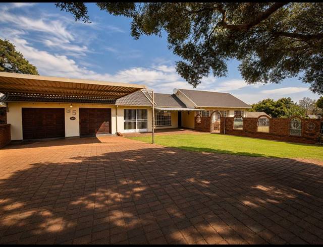 3 BEDROOM HOUSE FOR SALE IN RIETVALLEI PARK